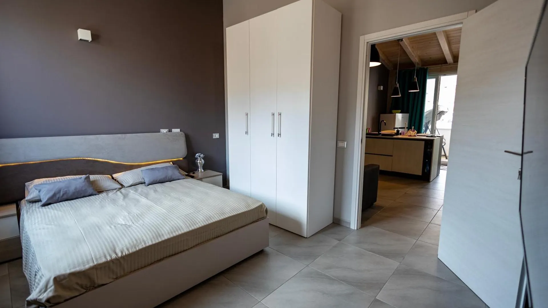 La Piazzetta A Mare Holiday House Sferracavallo 0*,  Italy