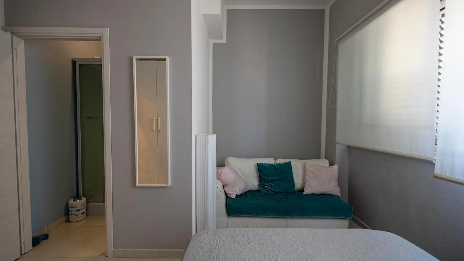 La Piazzetta A Mare Holiday House Sferracavallo Italia
