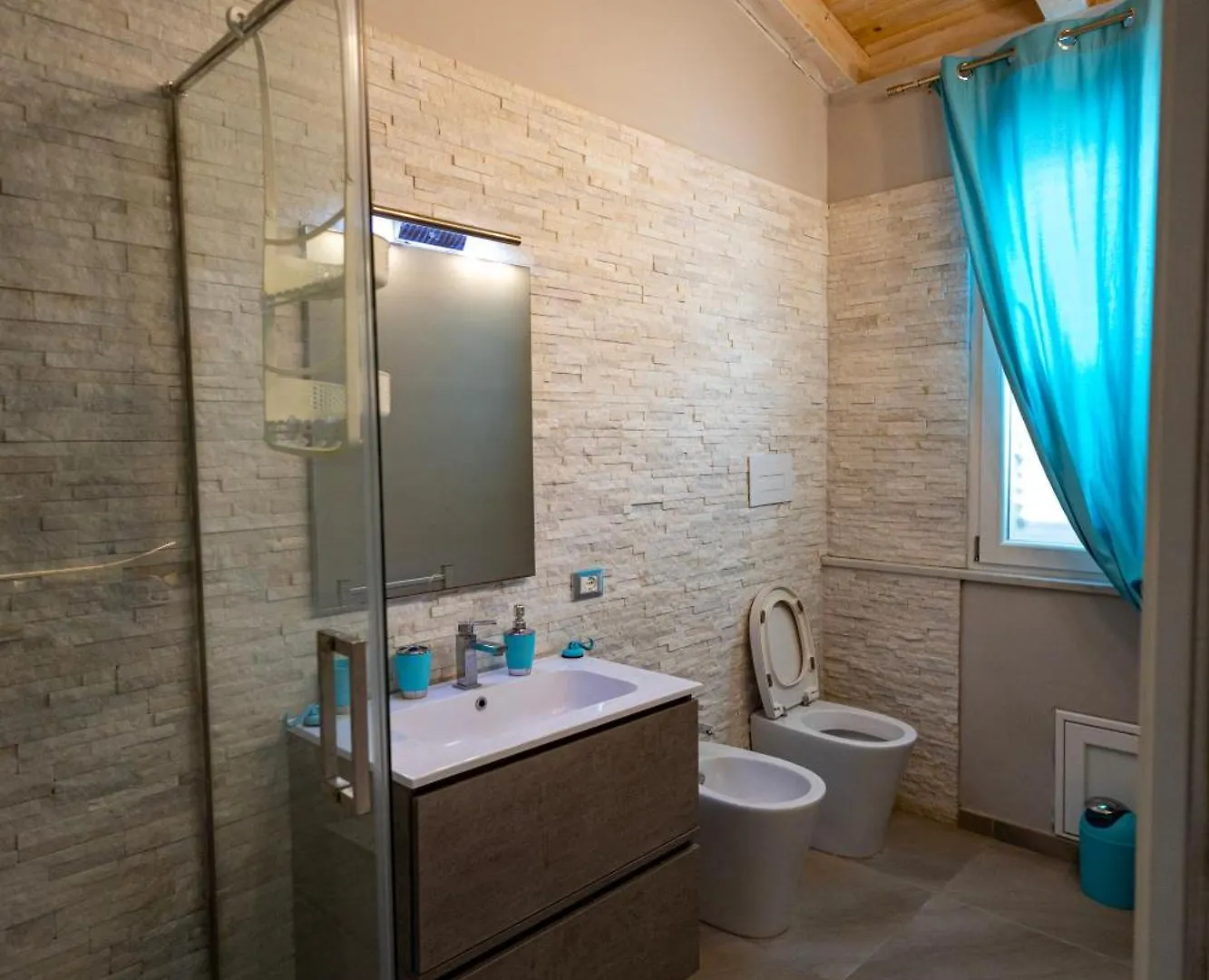 La Piazzetta A Mare Holiday House Sferracavallo Affittacamere