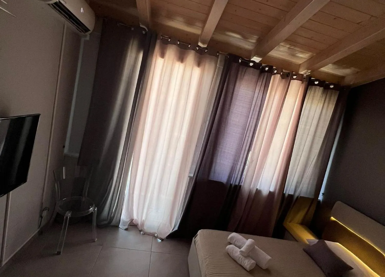 La Piazzetta A Mare Holiday House Sferracavallo 0*,  Italien